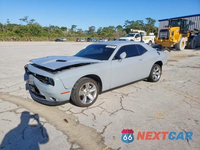 2022 DODGE CHALLENGER SXT 2C3CDZAG2NH211788 - główne zdjęcie licytacji z USA - miniatura