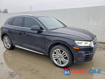 Czwarte zdjęcie samochodu z boku: 2018 AUDI Q5 PREMIUM PLUS VIN:WA1BNAFY9J2005100 - miniatura