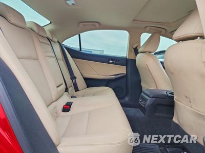 Zdjęcie 10 z 13 samochodu: 2016 LEXUS IS 350 BASE VIN:JTHBE1D21G5024217 - miniatura
