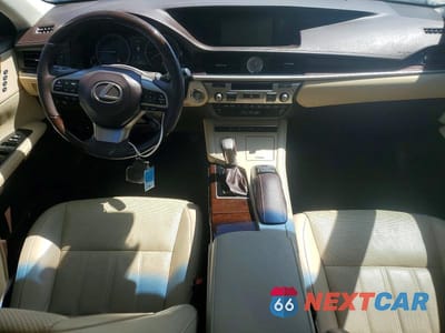 Zdjęcie 8 z 12 samochodu: 2018 LEXUS ES 350 BASE VIN:58ABK1GGXJU117479 - miniatura