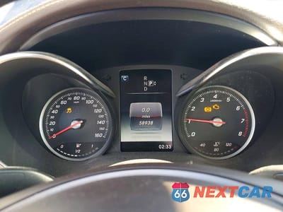 Zdjęcie 9 z 11 samochodu: 2015 MERCEDES-BENZ C 300 4MATIC VIN:55SWF4KB7FU029339 - miniatura