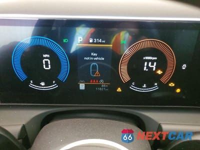 Zdjęcie 9 z 13 samochodu: 2025 HYUNDAI TUCSON SEL VIN:5NMJB3DE1SH572249 - miniatura