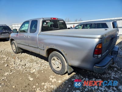 Drugie zdjęcie samochodu z przodu: 2002 TOYOTA TUNDRA SR5 V8 VIN:5TBBT44122S278885 - miniatura