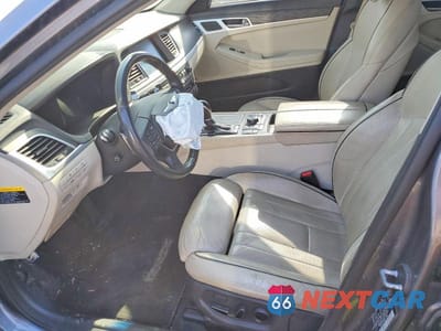 Zdjęcie 7 z 12 samochodu: 2015 HYUNDAI GENESIS 3.8L VIN:KMHGN4JE3FU047909 - miniatura