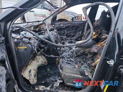 Zdjęcie 7 z 12 samochodu: 2018 HYUNDAI SANTA FE SPORT 2.4L VIN:5NMZUDLB2JH062274 - miniatura