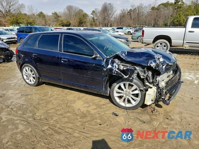 Czwarte zdjęcie samochodu z boku: 2012 AUDI A3 PREMIUM VIN:WAUBJAFM0CA089652 - miniatura