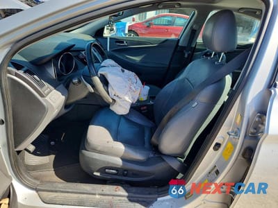 Zdjęcie 7 z 12 samochodu: 2012 HYUNDAI SONATA SE 2.0T VIN:5NPEC4AB4CH442372 - miniatura