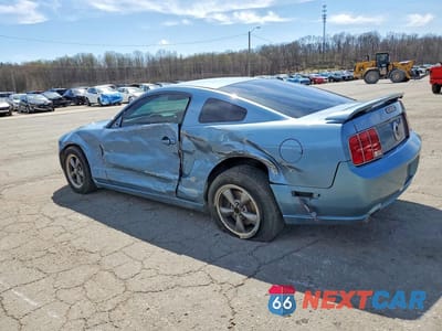 Drugie zdjęcie samochodu z przodu: 2005 FORD MUSTANG GT VIN:1ZVFT82H755163741 - miniatura