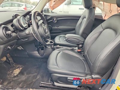 Zdjęcie 7 z 11 samochodu: 2020 MINI COOPER VIN:WMWXR3C06L2M20269 - miniatura