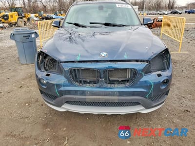 Piąte zdjęcie samochodu w środku: 2015 BMW X1 XDRIVE28I VIN:WBAVL1C57FVY32020 - miniatura