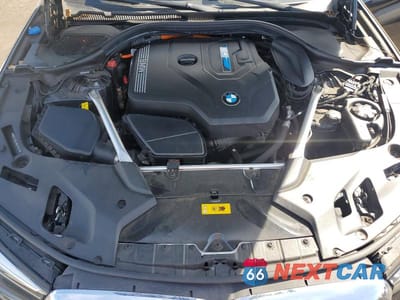 Zdjęcie 11 z 11 samochodu: 2022 BMW 530E VIN:WBA13AG03NCH77642 - miniatura