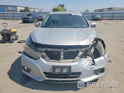 Piąte zdjęcie samochodu w środku: 2017 NISSAN ALTIMA 2.5 SV VIN:1N4AL3AP8HC269338 - miniatura