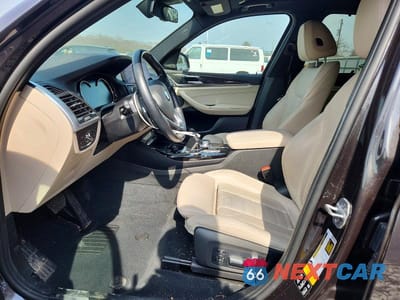 Zdjęcie 7 z 13 samochodu: 2019 BMW X3 XDRIVE30I VIN:5UXTR9C58KLE14032 - miniatura