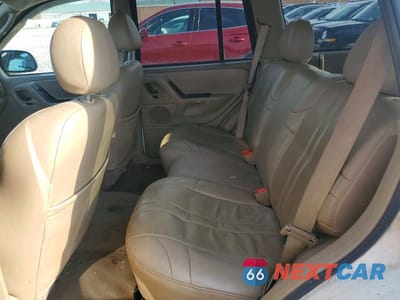 Zdjęcie 11 z 13 samochodu: 2004 JEEP GRAND CHEROKEE LAREDO VIN:1J4GW48S44C378346 - miniatura