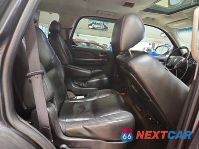Zdjęcie 11 z 13 samochodu: 2010 CADILLAC ESCALADE VIN:1GYUKAEF6AR180963 - miniatura