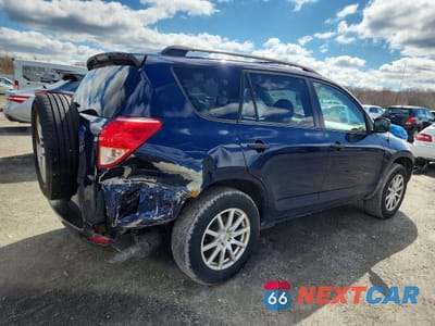 Trzecie zdjęcie samochodu z tyłu: 2007 TOYOTA RAV4 BASE VIN:JTMBK33V376020827 - miniatura