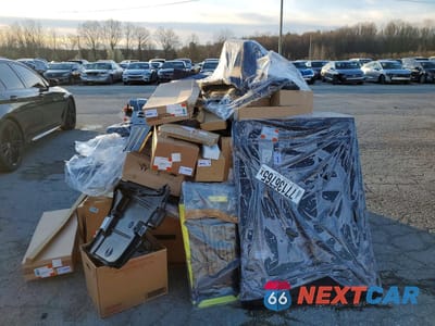 Zdjęcie 12 z 14 samochodu: 2023 BMW M550XI VIN:WBA13BK02PCM59153 - miniatura