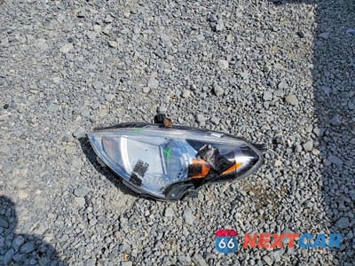 Zdjęcie 12 z 12 samochodu: 2018 NISSAN VERSA SV VIN:3N1CN7AP3JL813200 - miniatura