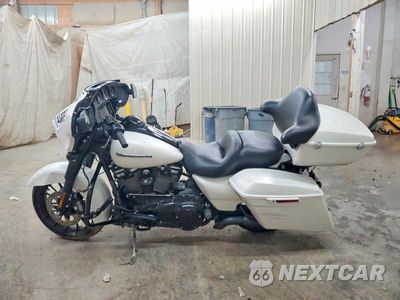 Trzecie zdjęcie samochodu z tyłu: 2018 HARLEY-DAVIDSON FLHXS STREET GLIDE SPECIAL VIN:1HD1KRC16JB682250 - miniatura
