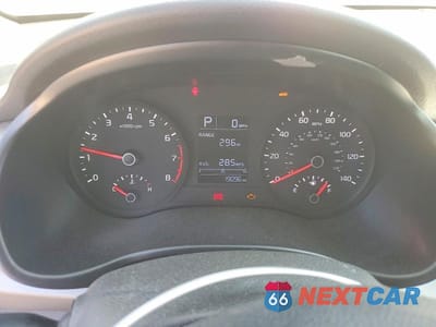 Zdjęcie 9 z 12 samochodu: 2021 KIA RIO LX VIN:3KPA24AD7ME412243 - miniatura
