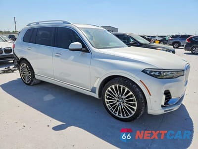 Czwarte zdjęcie samochodu z boku: 2020 BMW X7 VIN:5UXCW2C0XL9D04425 - miniatura