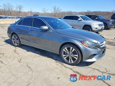 Czwarte zdjęcie samochodu z boku: 2021 MERCEDES-BENZ C 300 4MATIC VIN:W1KWF8EB2MR630000 - miniatura