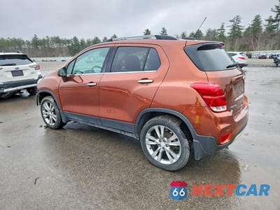 Drugie zdjęcie samochodu z przodu: 2019 CHEVROLET TRAX 1LT VIN:3GNCJPSB7KL277615 - miniatura