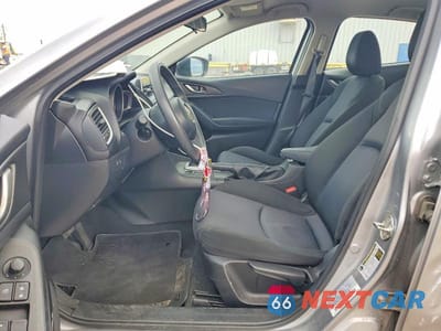 Zdjęcie 7 z 11 samochodu: 2015 MAZDA 3 SV VIN:JM1BM1T79F1246091 - miniatura