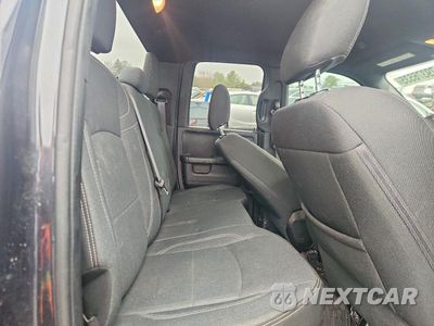 Zdjęcie 10 z 12 samochodu: 2021 RAM 1500 CLASSIC SLT VIN:1C6RR7GG6MS596113 - miniatura