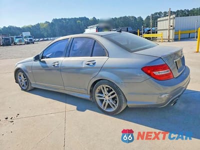 Drugie zdjęcie samochodu z przodu: 2012 MERCEDES-BENZ C 250 VIN:WDDGF4HBXCR198280 - miniatura