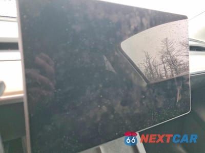 Zdjęcie 9 z 12 samochodu: 2023 TESLA MODEL Y VIN:7SAYGDEF7PF967979 - miniatura