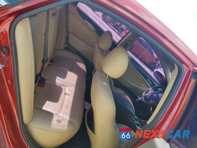 Zdjęcie 10 z 12 samochodu: 2013 HYUNDAI SONATA LIMITED 2.0T VIN:5NPEC4AB6DH716902 - miniatura