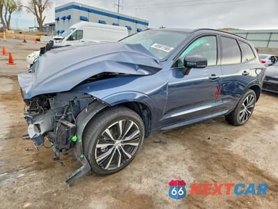 2025 VOLVO XC60 PLUS YV4M12RC3S1112681 - główne zdjęcie licytacji z USA - miniatura