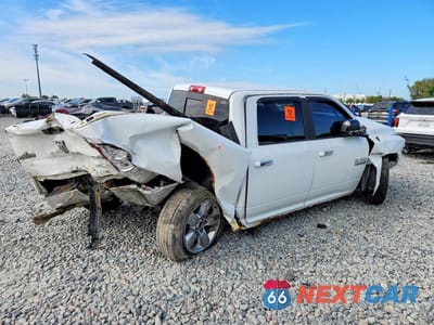 Trzecie zdjęcie samochodu z tyłu: 2015 RAM 1500 SLT VIN:3C6RR7LT2FG540988 - miniatura