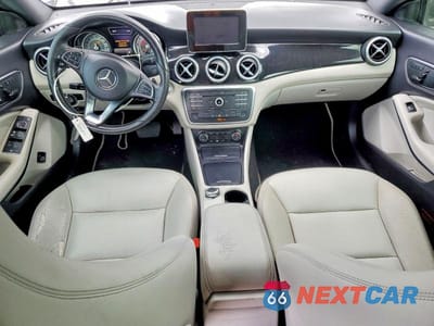 Zdjęcie 8 z 11 samochodu: 2015 MERCEDES-BENZ CLA 250 VIN:WDDSJ4EB5FN242453 - miniatura
