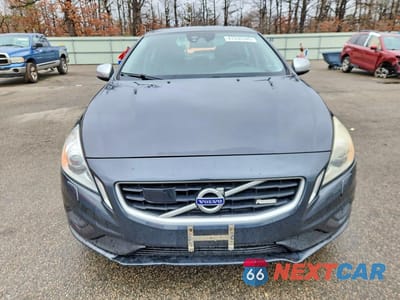 Piąte zdjęcie samochodu w środku: 2012 VOLVO S60 T6 VIN:YV1902FH6C2110327 - miniatura