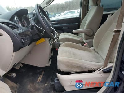 Zdjęcie 7 z 13 samochodu: 2013 DODGE GRAND CARAVAN SE VIN:2C4RDGBG1DR505720 - miniatura