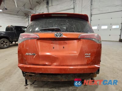 Zdjęcie 6 z 14 samochodu: 2016 TOYOTA RAV4 XLE VIN:JTMRFREV9GJ097699 - miniatura