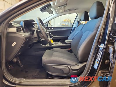 Zdjęcie 7 z 13 samochodu: 2023 KIA K5 LXS VIN:5XXG14J26PG196585 - miniatura