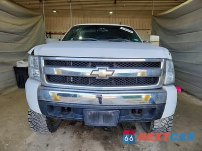 Piąte zdjęcie samochodu w środku: 2007 CHEVROLET SILVERADO K1500 CREW CAB VIN:3GCEK13C27G510898 - miniatura