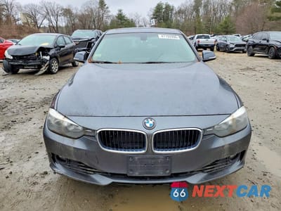 Piąte zdjęcie samochodu w środku: 2015 BMW 328 XI SULEV VIN:WBA3B5G59FNS20171 - miniatura