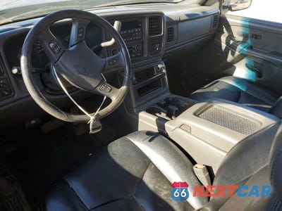 Zdjęcie 8 z 11 samochodu: 2003 CHEVROLET SILVERADO K1500 VIN:2GCEK19T731101953 - miniatura