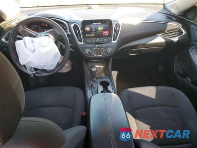 Zdjęcie 8 z 12 samochodu: 2020 CHEVROLET MALIBU LT VIN:1G1ZD5ST5LF064304 - miniatura