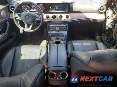 Zdjęcie 8 z 11 samochodu: 2017 MERCEDES-BENZ E 300 VIN:WDDZF4JBXHA001360 - miniatura