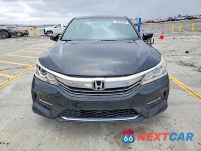 Piąte zdjęcie samochodu w środku: 2016 HONDA ACCORD VIN:1HGCR2F54GA025569 - miniatura
