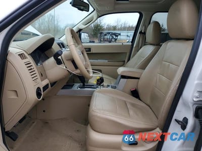 Zdjęcie 7 z 12 samochodu: 2011 FORD ESCAPE XLT VIN:1FMCU0DG3BKA61340 - miniatura