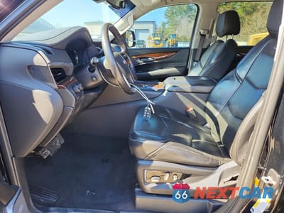 Zdjęcie 7 z 14 samochodu: 2020 CADILLAC ESCALADE ESV VIN:1GYS4GKJ8LR204499 - miniatura