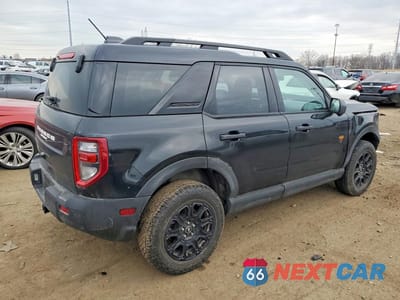 Trzecie zdjęcie samochodu z tyłu: 2025 FORD BRONCO SPORT BADLANDS VIN:3FMCR9DA7SRF23573 - miniatura