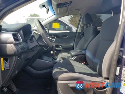 Zdjęcie 7 z 12 samochodu: 2018 KIA SORENTO LX V6 VIN:5XYPGDA51JG391098 - miniatura