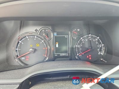 Zdjęcie 9 z 12 samochodu: 2024 TOYOTA 4RUNNER SR5 PREMIUM VIN:JTENU5JR6R6233391 - miniatura